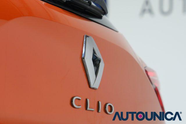 RENAULT Clio FULL HYBRID E-TECH 145 CV 5 PORTE TECHNO