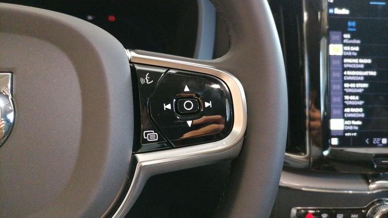 Volvo XC60 XC60 B4 automatico Plus Dark