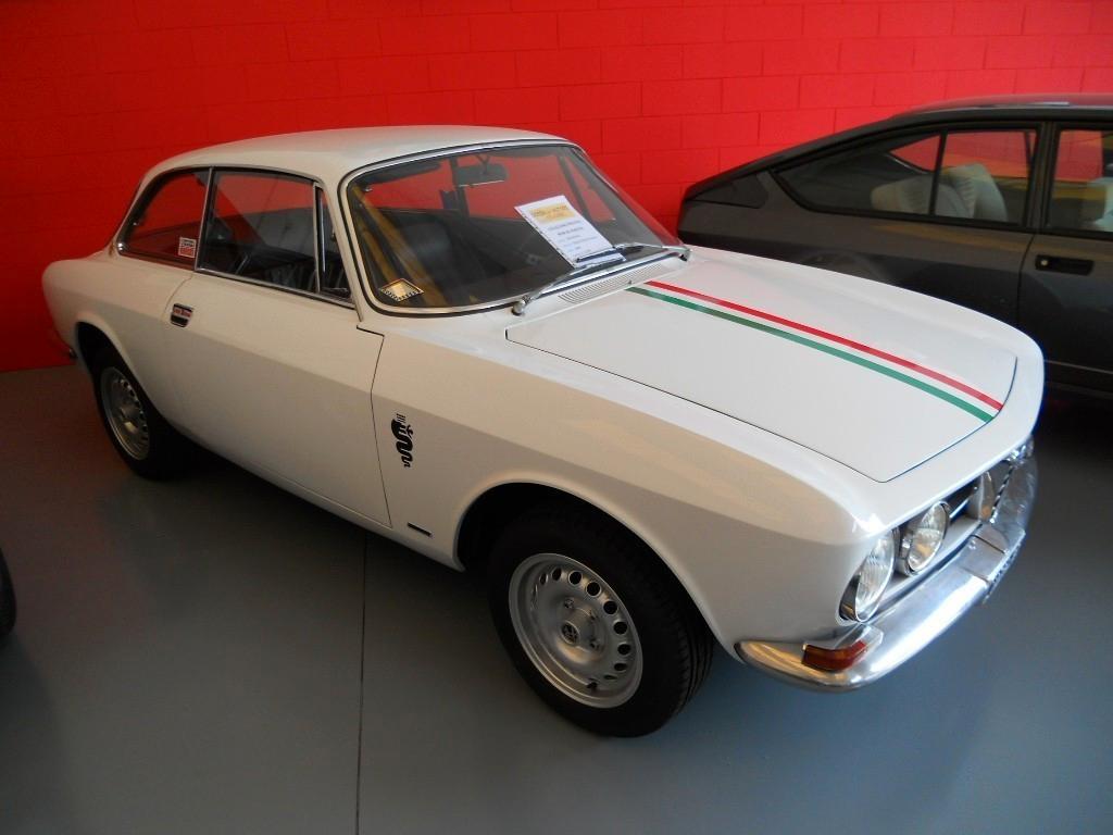 Alfa Romeo GT Alfa Romeo gt 1750 veloce 1 serie