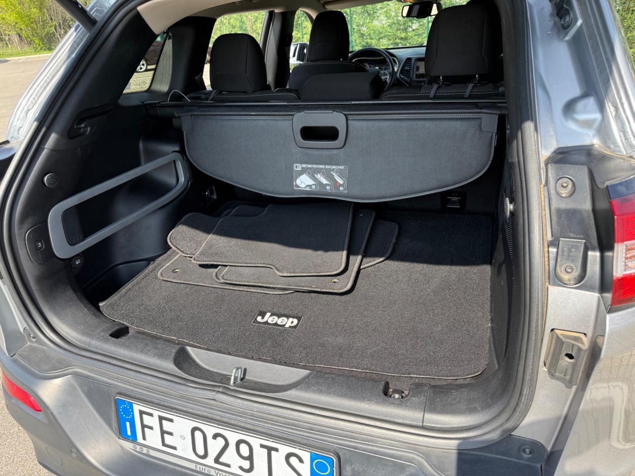 Jeep Cherokee 2.2 Mjt II 185 CV 4WD Automatik*Navi*S&S*Euro6