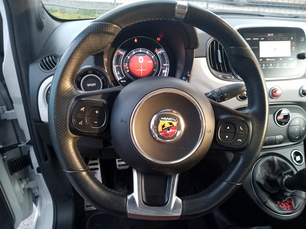Abarth 595 1.4 Turbo 70 ANNIVERSARIO POCHI CHILOMETRI