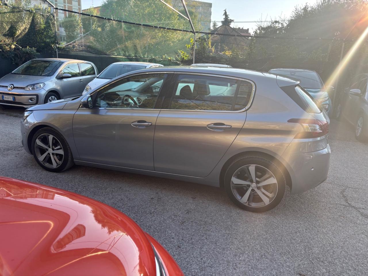 Peugeot 308 1.6 HDi 115 CV 5 porte Allure