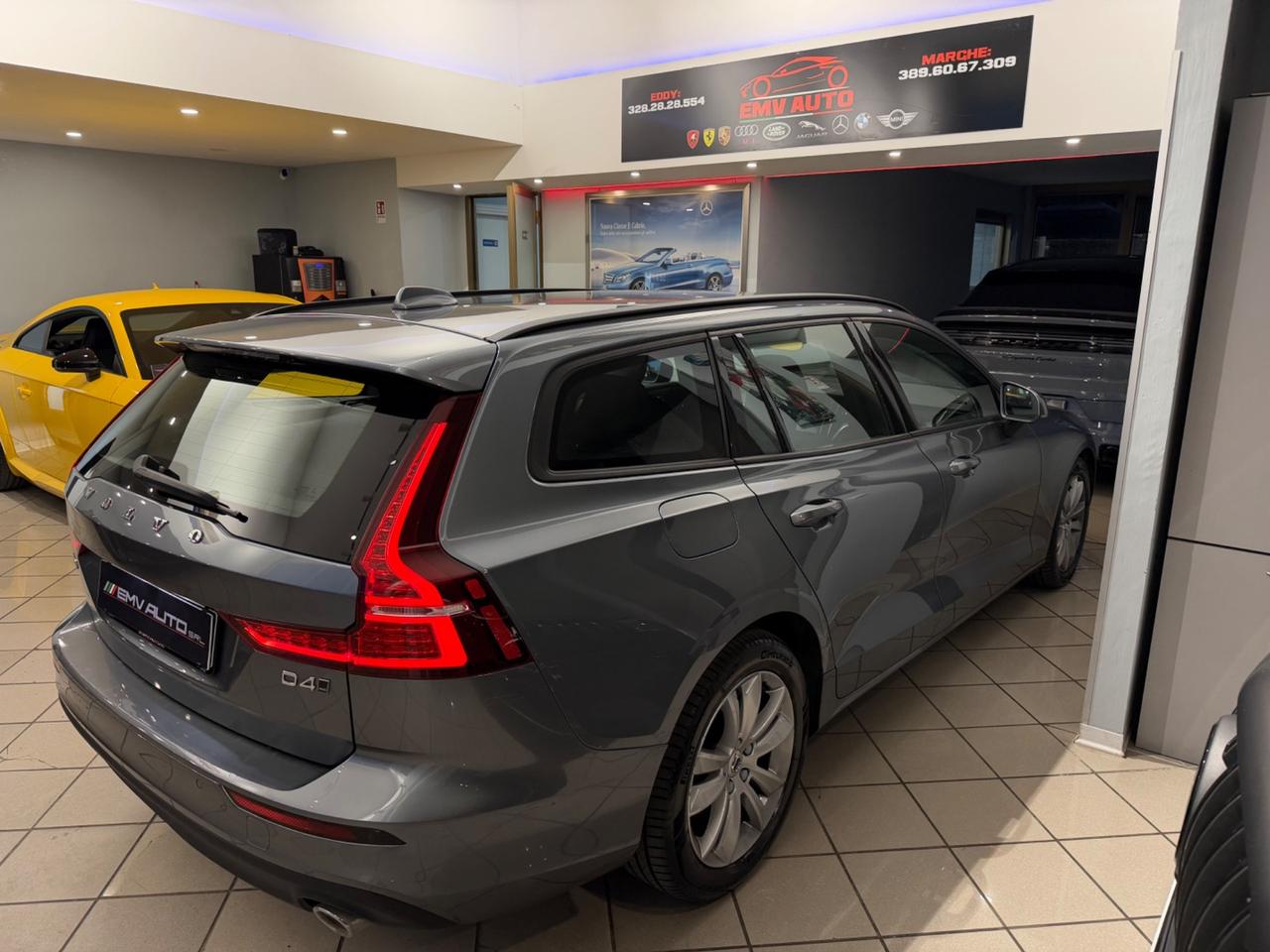 Volvo V60 D4 AWD Geartronic R-design