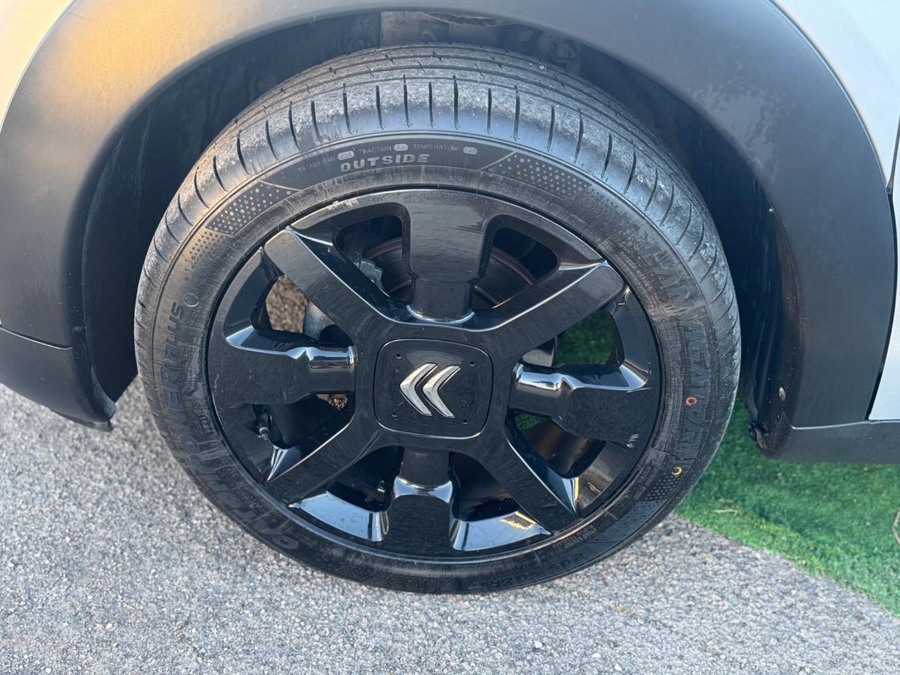 Citroen C4 Cactus BlueHDi 100 Shine PERFETTA