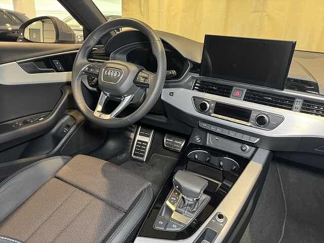 Audi A4 Avant 40 TDI quattro S tronic S line edition