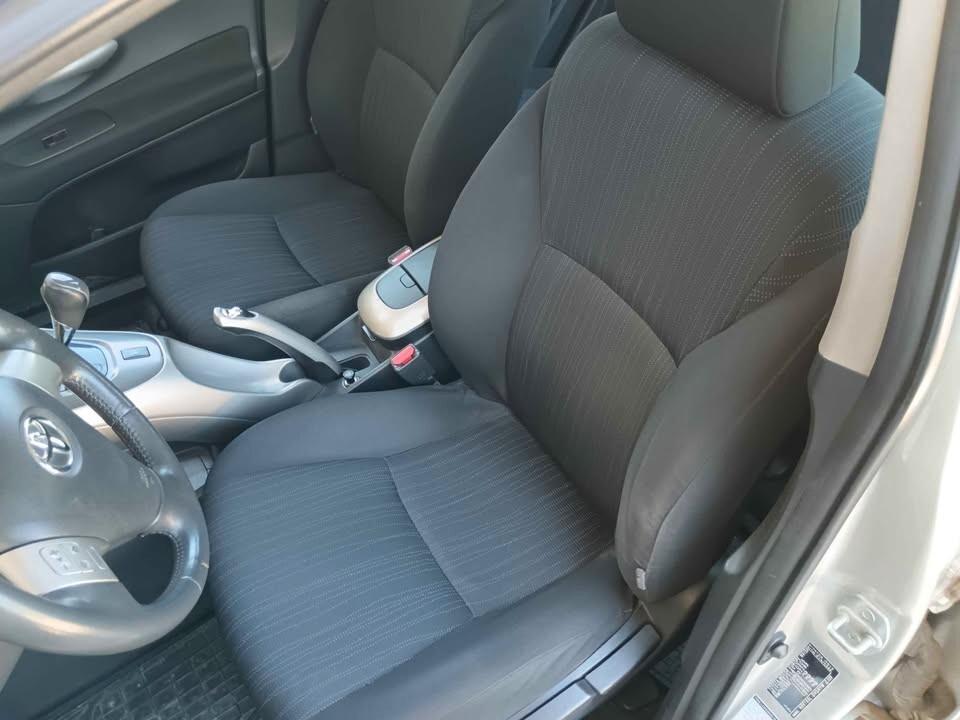 Toyota Auris 1.4 D-4D M-MT 5 porte Sol MY'08