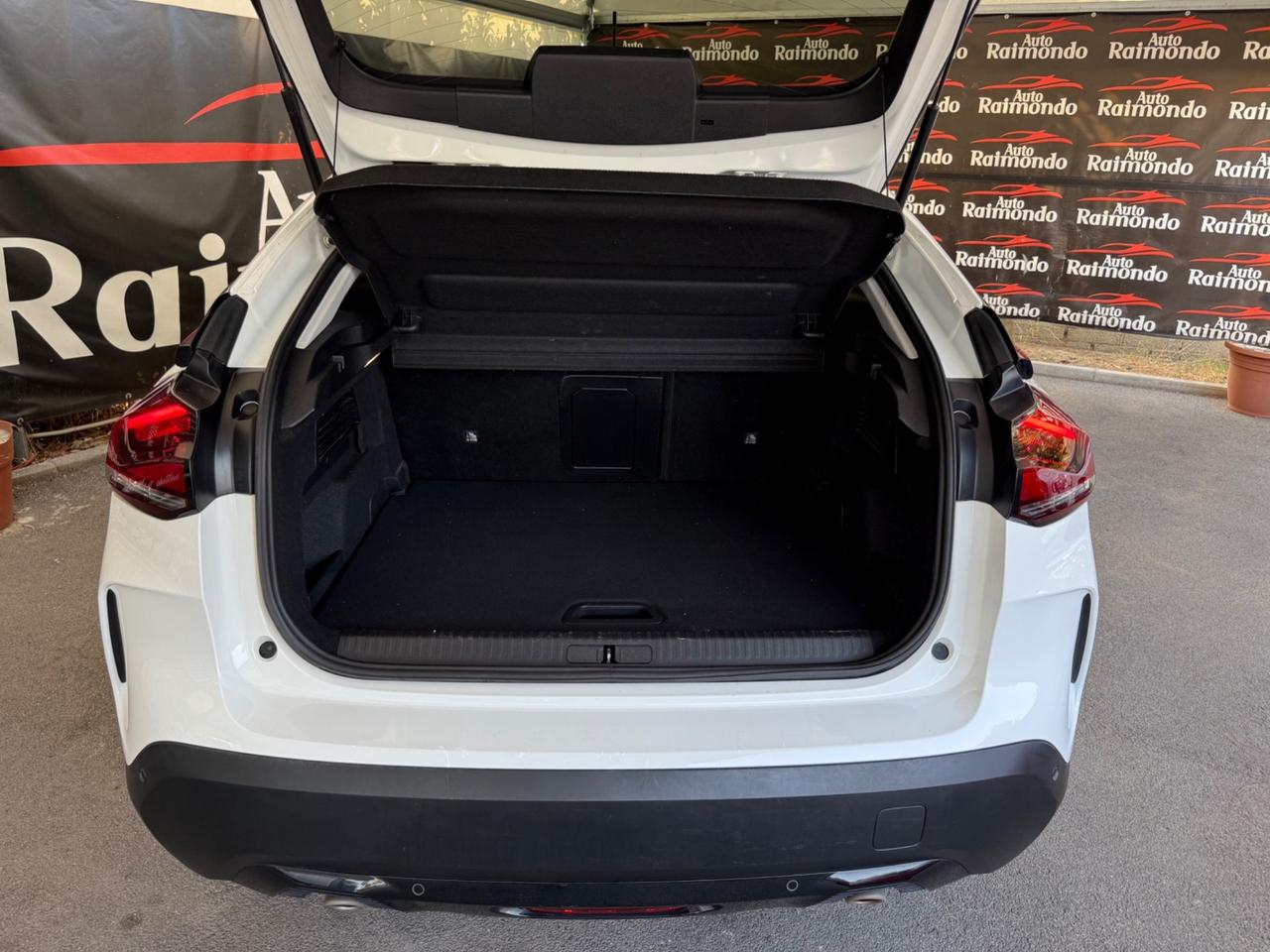 Citroen C4 PureTech 130 S&S EAT8 Shine