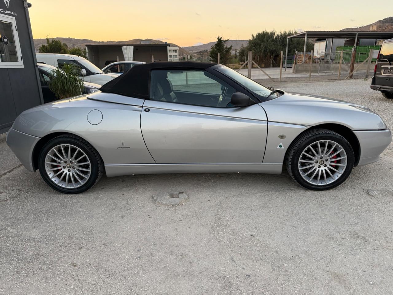 Alfa Romeo GTV Spider 2.0i 16V Twin Spark cat L