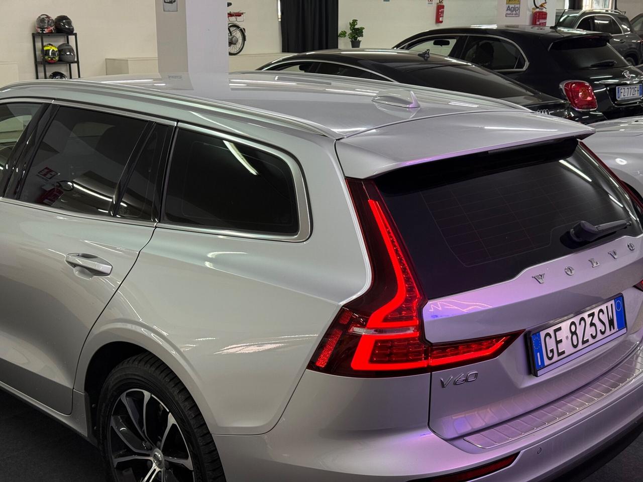 VOLVO V60 2021 B4 Geartronic