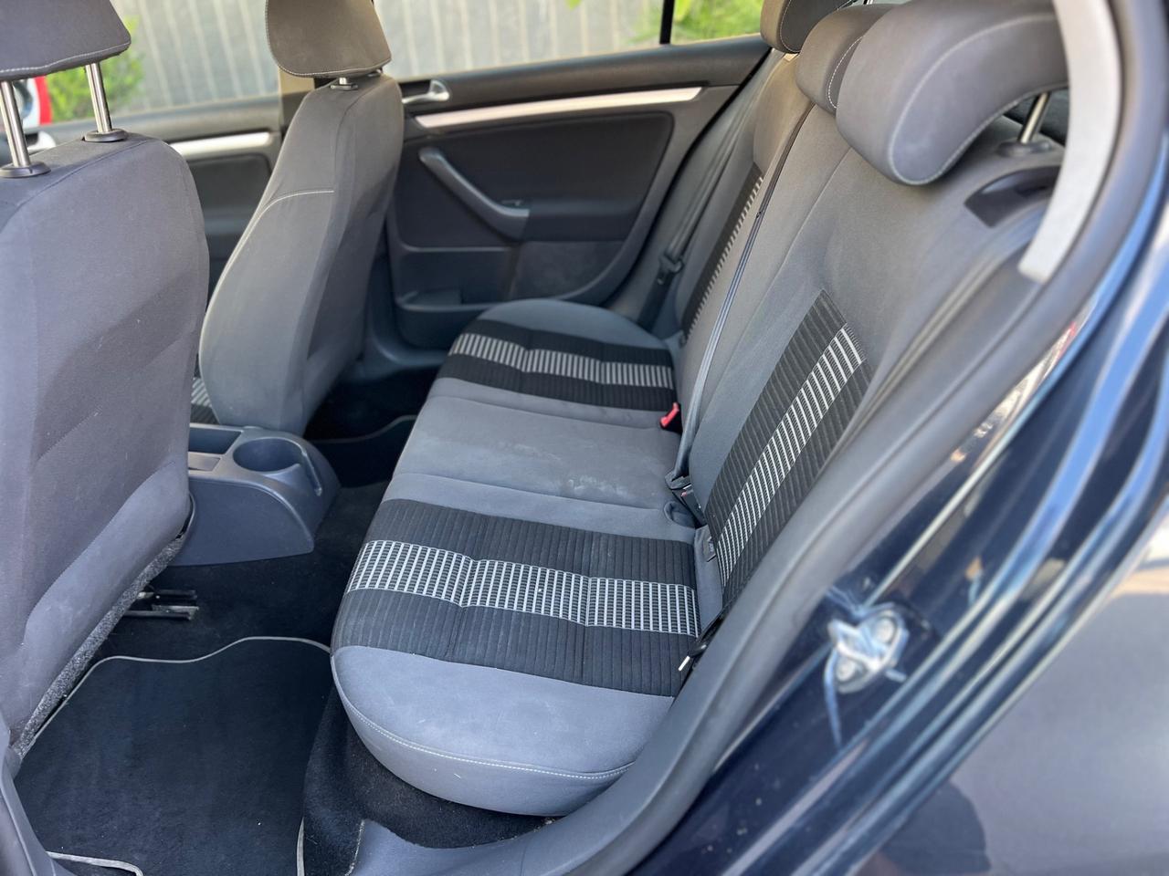 Volkswagen Golf 1.6 Benzina/Gpl Anno 2009