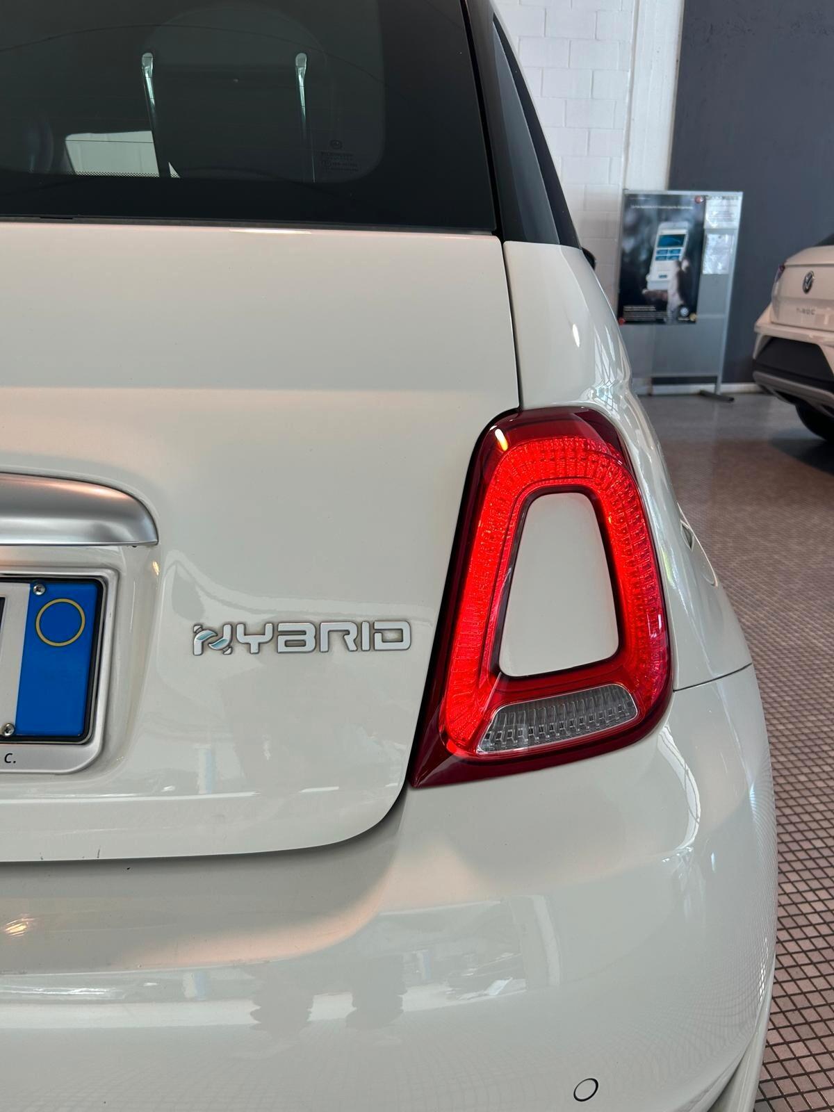 Fiat 500 1.0 Hybrid Hey Google