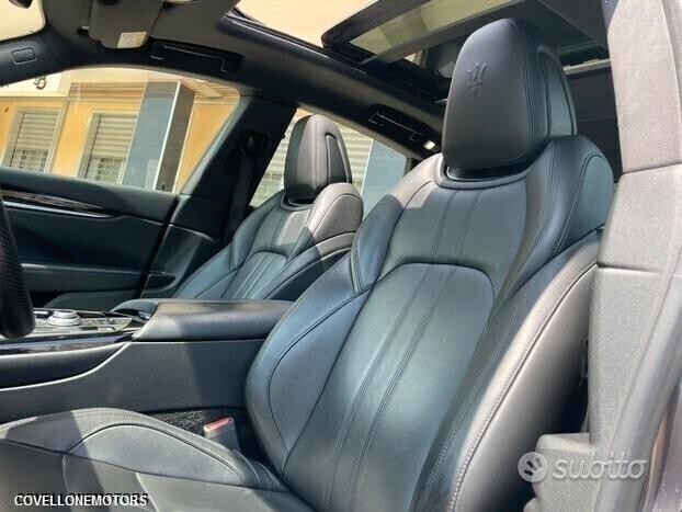 Maserati Levante 3.0 diesel pack sport pell tetto