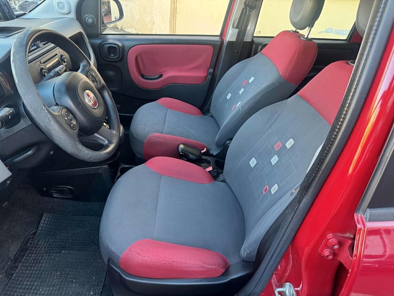 Fiat Panda AUTOMATICA 0.9 Benz Anno 2013 79.000 Km
