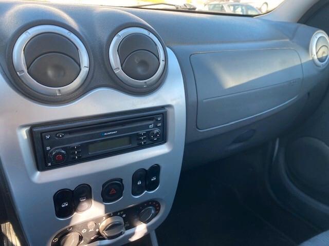 Dacia Logan MCV 1.6 90CV 5 posti Lauréate