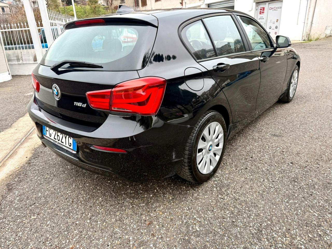 Bmw 116 116d 5p. Automatica Sport