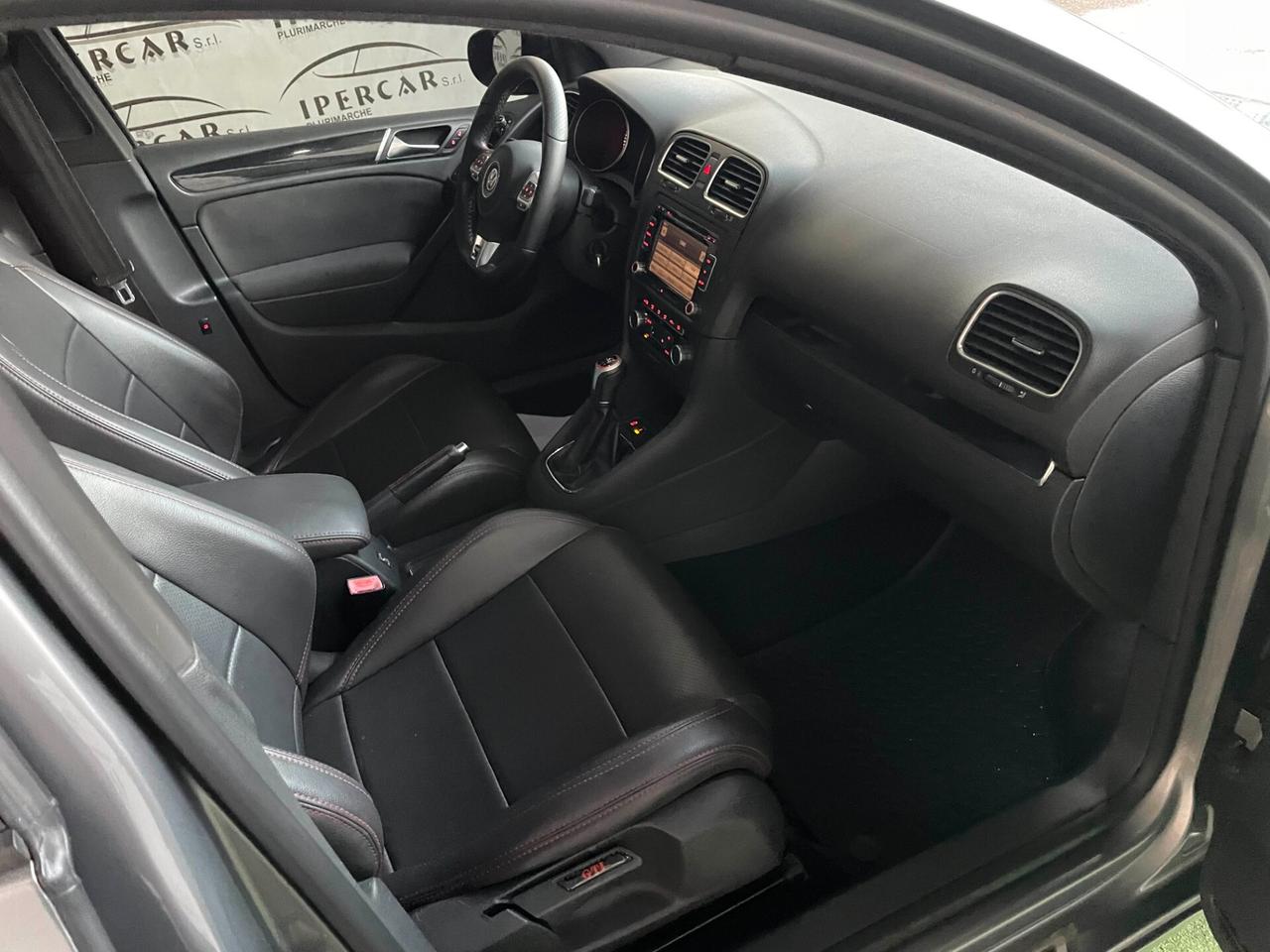 Volkswagen Golf GTI 2.0 TSI 5p.