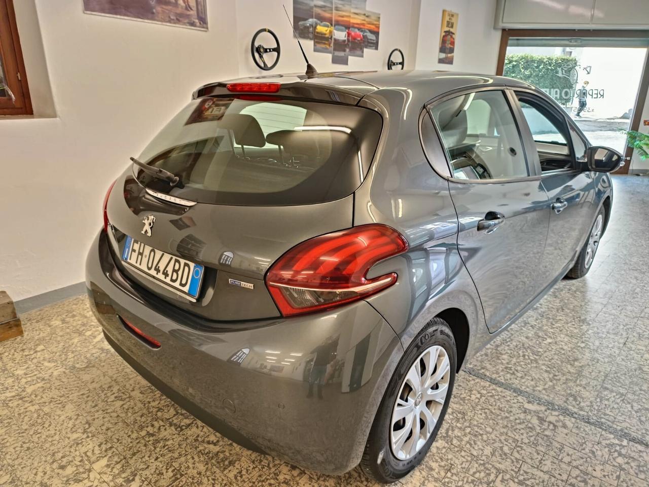 Peugeot 208 PureTech Active