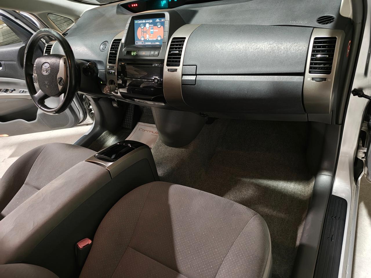 Toyota Prius 1.5i 16V*Service Toyota*BATTERIA SOSTITUITA*