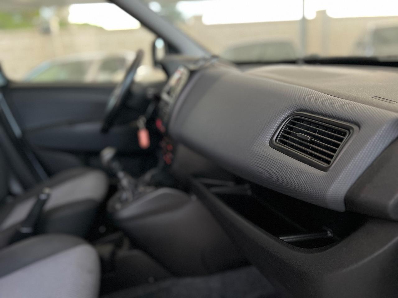 Fiat Doblò 1.6 MJT 16V 105 Cv Dynamic 7 POSTI