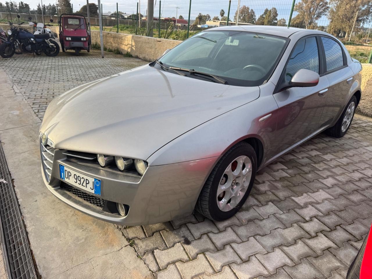 Alfa Romeo 159 1.9 JTDm 16V Distinctive Q-Tronic