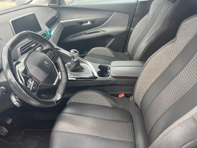 Peugeot 3008 BlueHDi 130 S&S Business