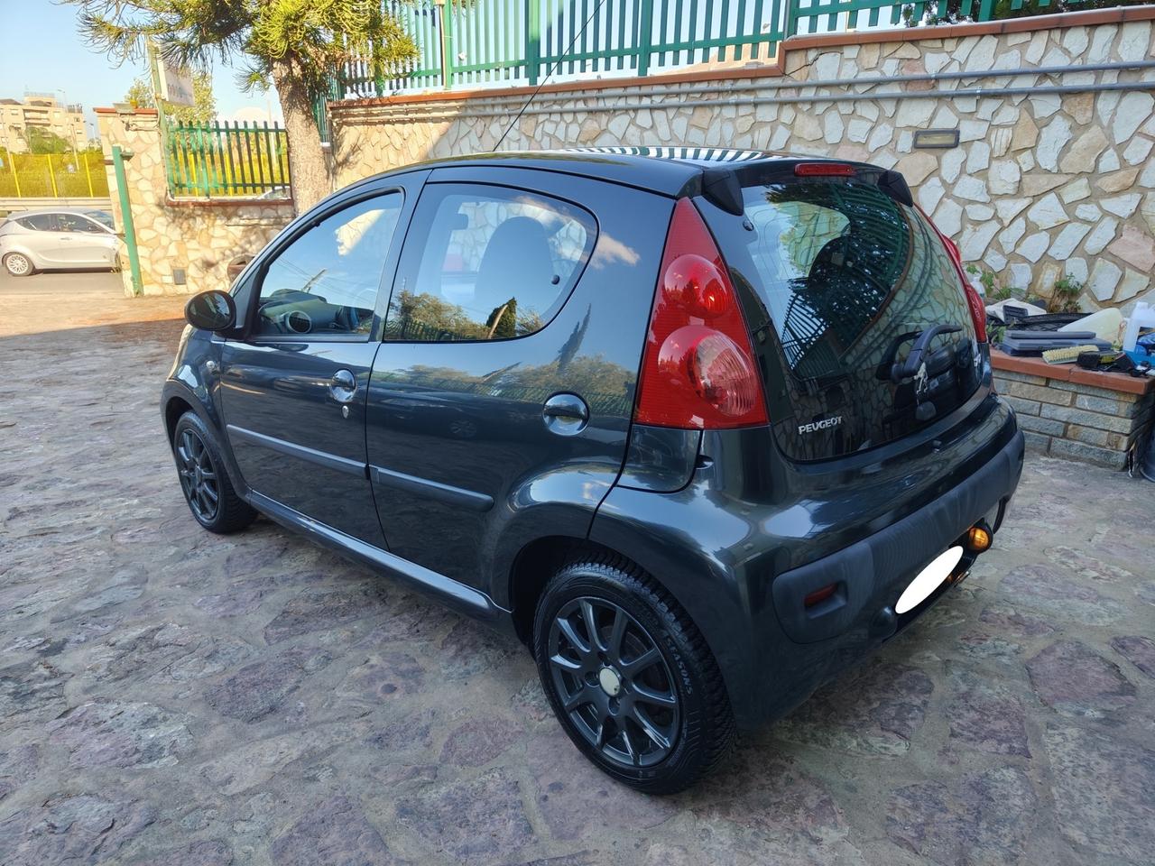 Peugeot 107 1.0 68CV Urban Move UNICO PROPIETARIO