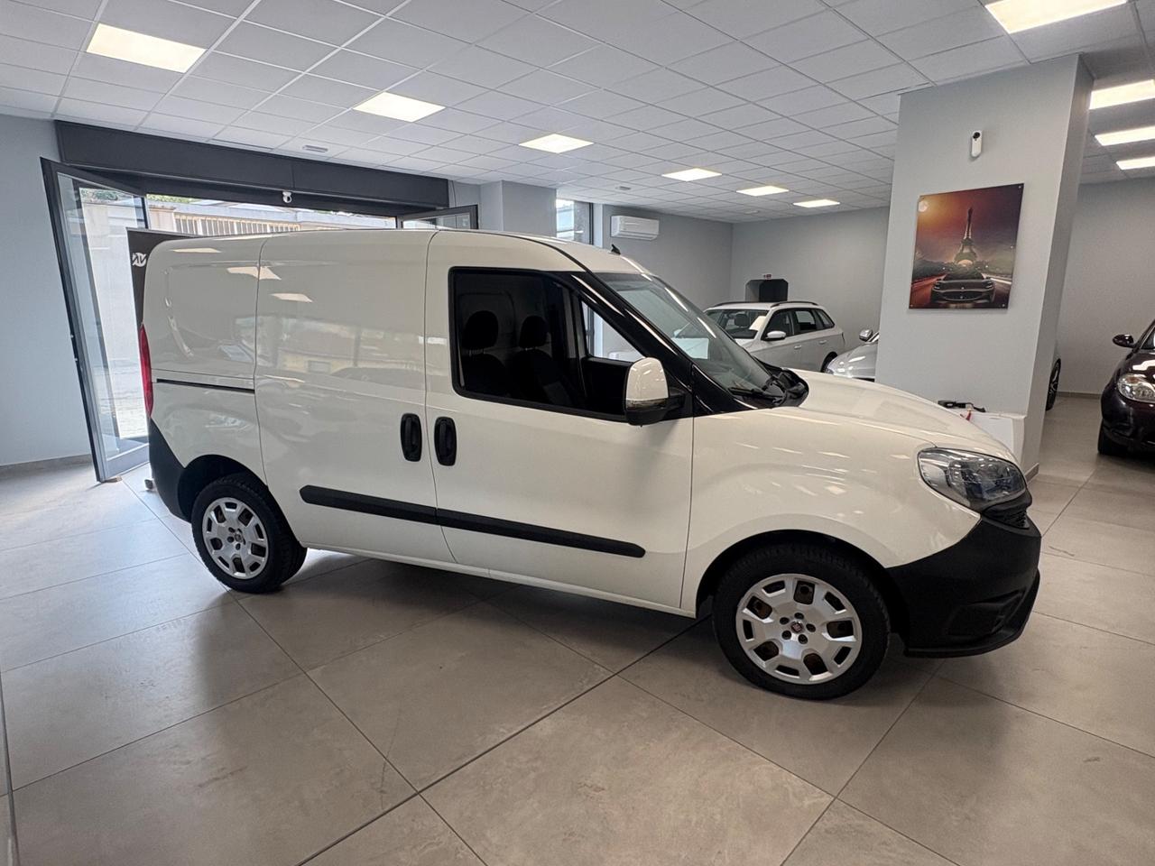 Fiat Doblò 1.4 T-jet 120cv Metano 2015 km217000