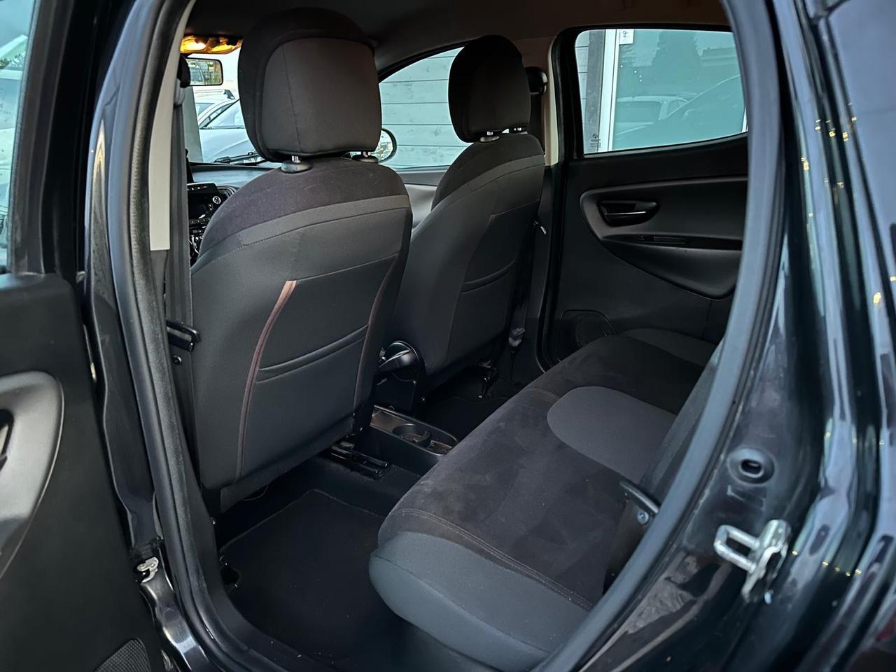 Lancia Ypsilon 1.2 69 CV 5 porte GPL Ecochic Gold
