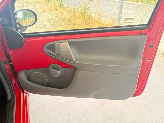 TOYOTA Aygo 1.0 12V VVT-i 3 porte Connect AUTOMATICA NEOP