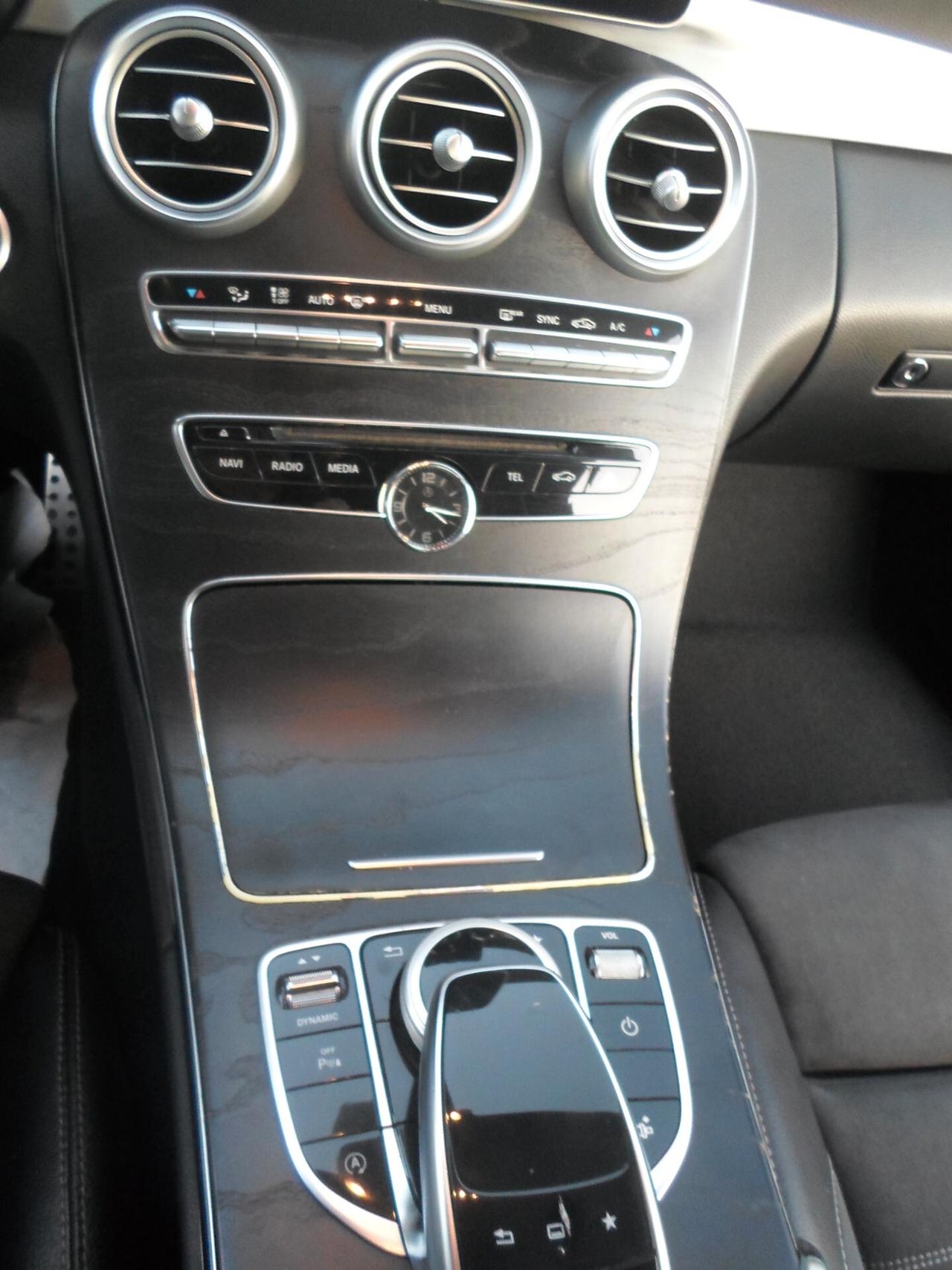 Mercedes-benz C 220 d Auto 4Matic Coupé Premium