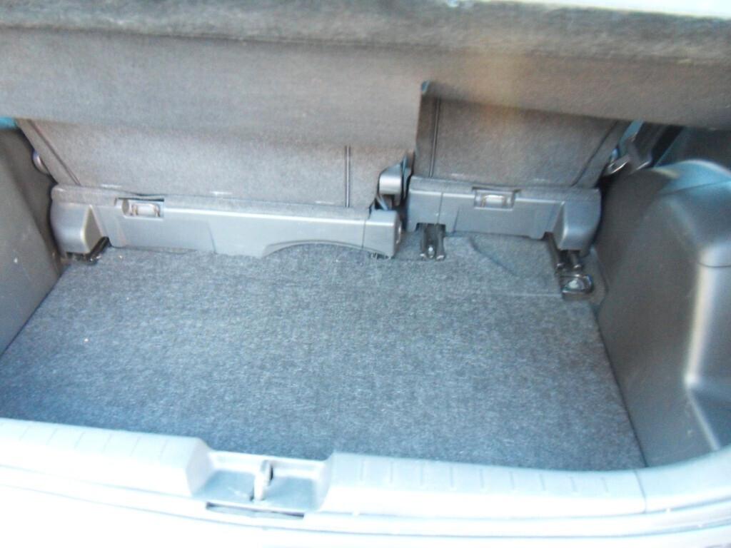 Toyota Yaris 1.3 5 porte