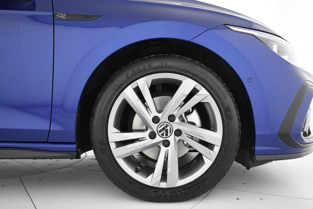 VOLKSWAGEN Golf 1.5 etsi evo R-Line 150cv dsg CAMERA+ALCANTARA+ACC+LED