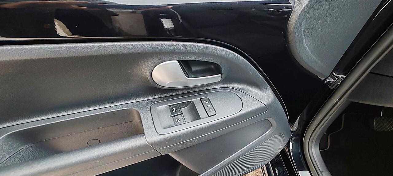 Volkswagen e-up! 5p 82CV- Anno 2021