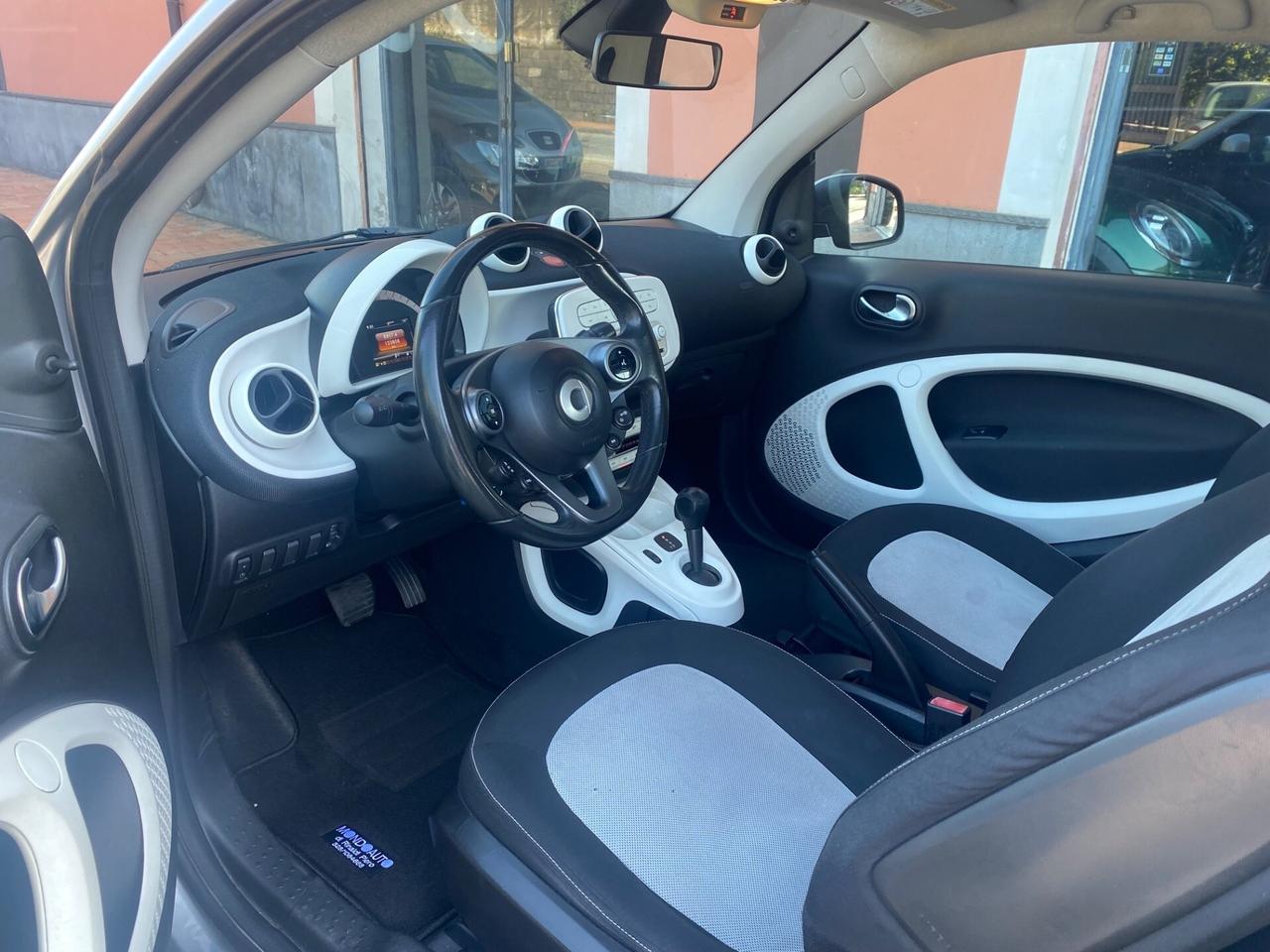Smart ForTwo 70 1.0 twinamic Passion 2015
