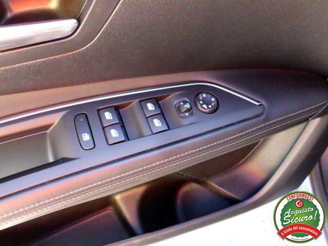 PEUGEOT 3008 BlueHDi 130 S&S EAT8 Allure