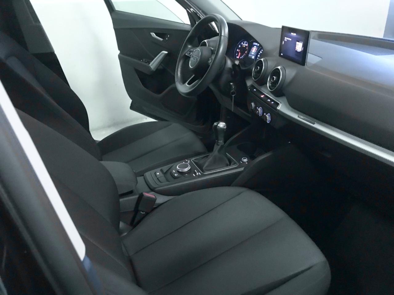 Audi Q2 30 TFSI Business