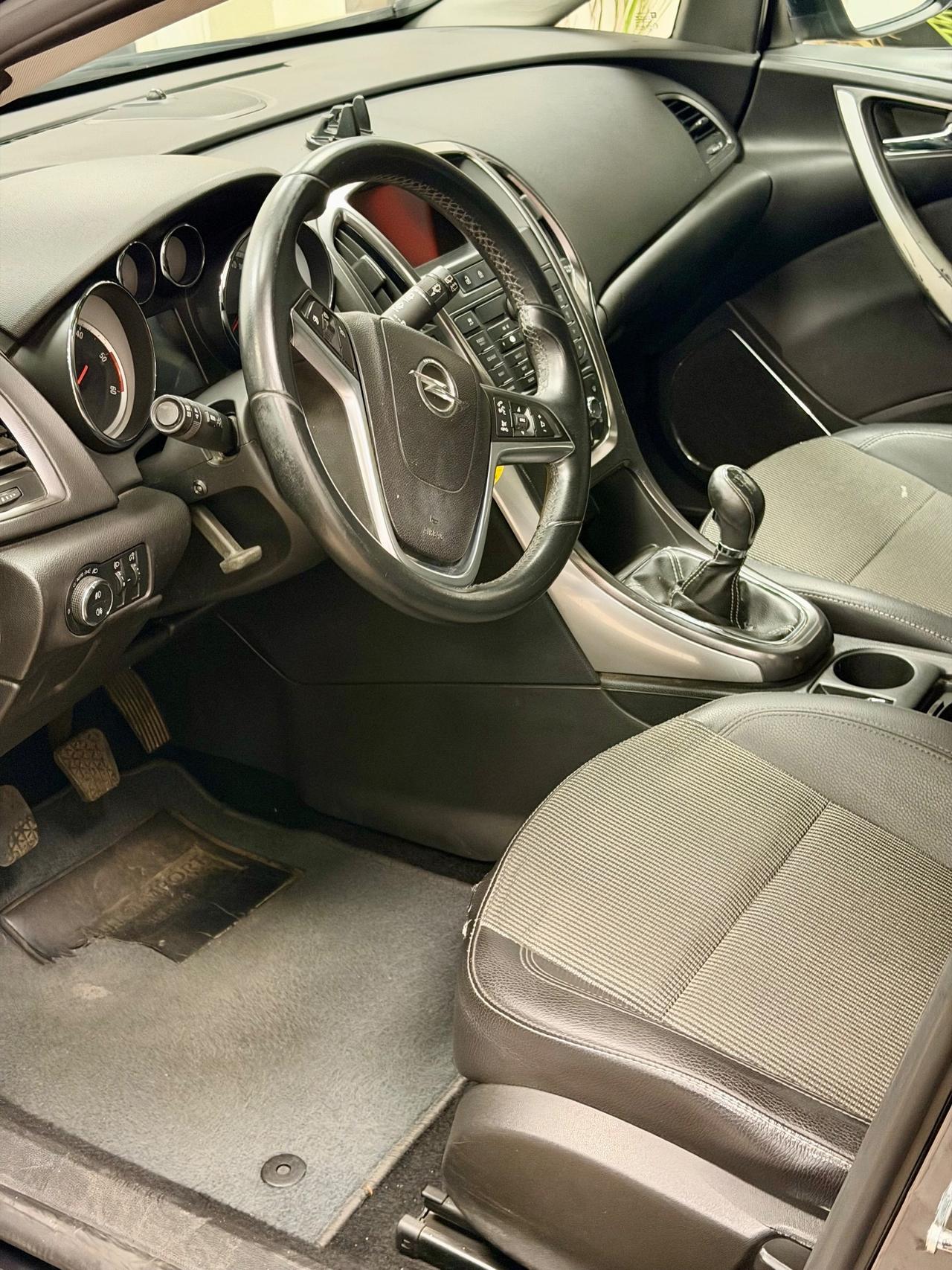 Opel Astra 1.7 CDTI 125CV 5 porte Cosmo