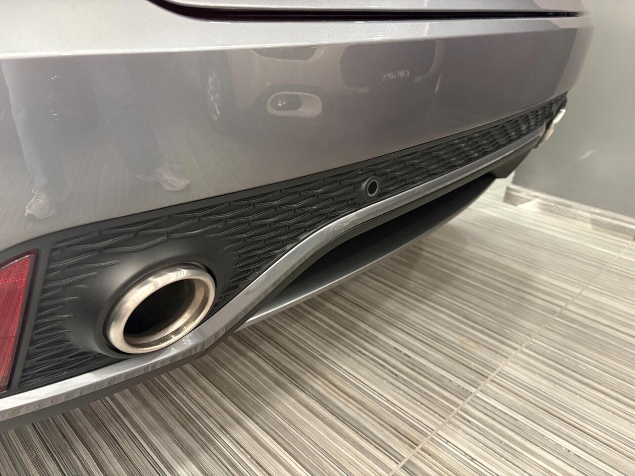 Jaguar E-Pace 2.0 i4 Mhev 200cv AWD auto R-Dynamic HSE ITALIANA.