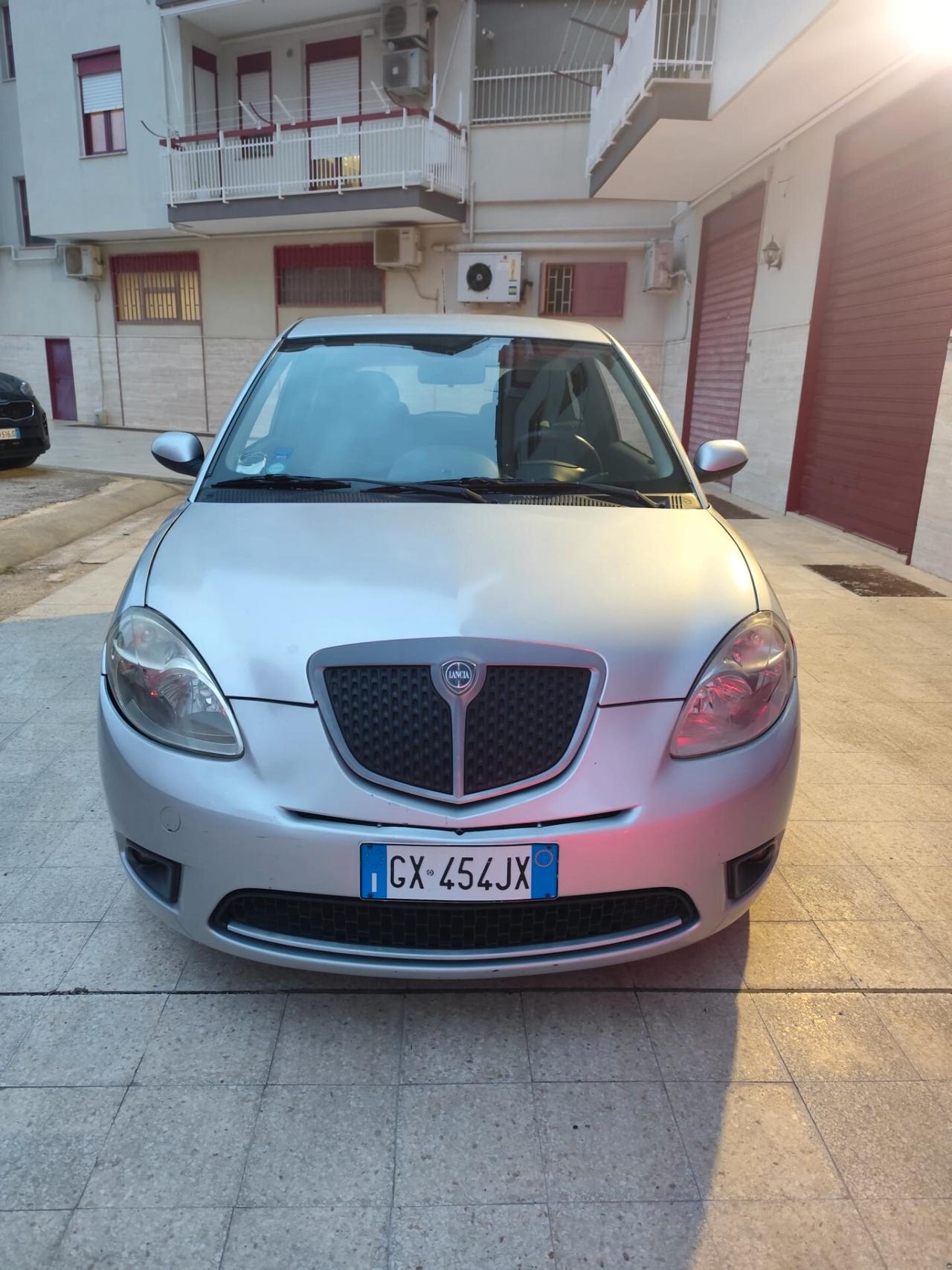 Lancia Ypsilon 1.2 Benzina 60 cv 8 valvole