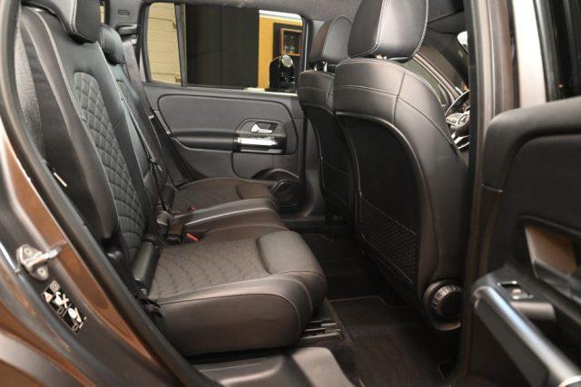 MERCEDES-BENZ GLB 200 AUTOMATIC SPORT 163CV NAVI LED 18"CAM GANCIO FULL!