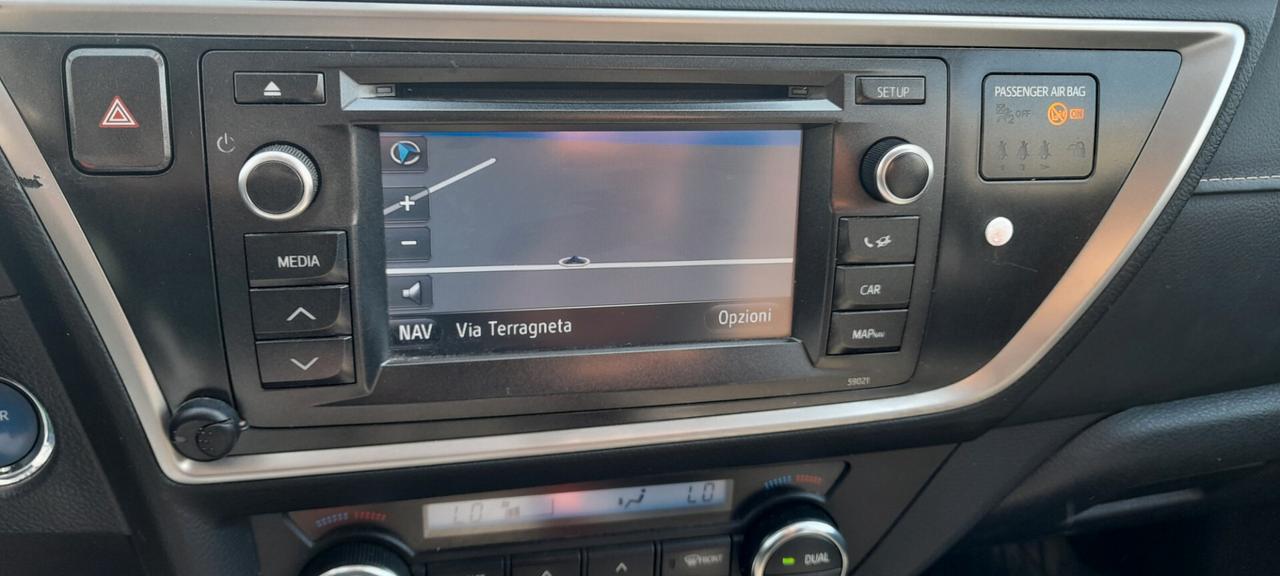 Toyota Auris 1.8 Hybrid Lounge cambio aut full