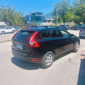 Volvo XC 60 XC60 D5 AWD Geartronic Kinetic