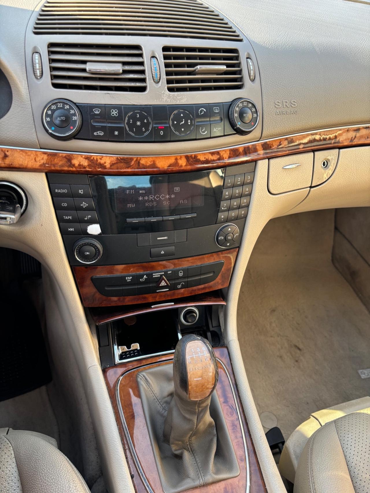 Mercedes-benz E 220 200 CDI cat Classic