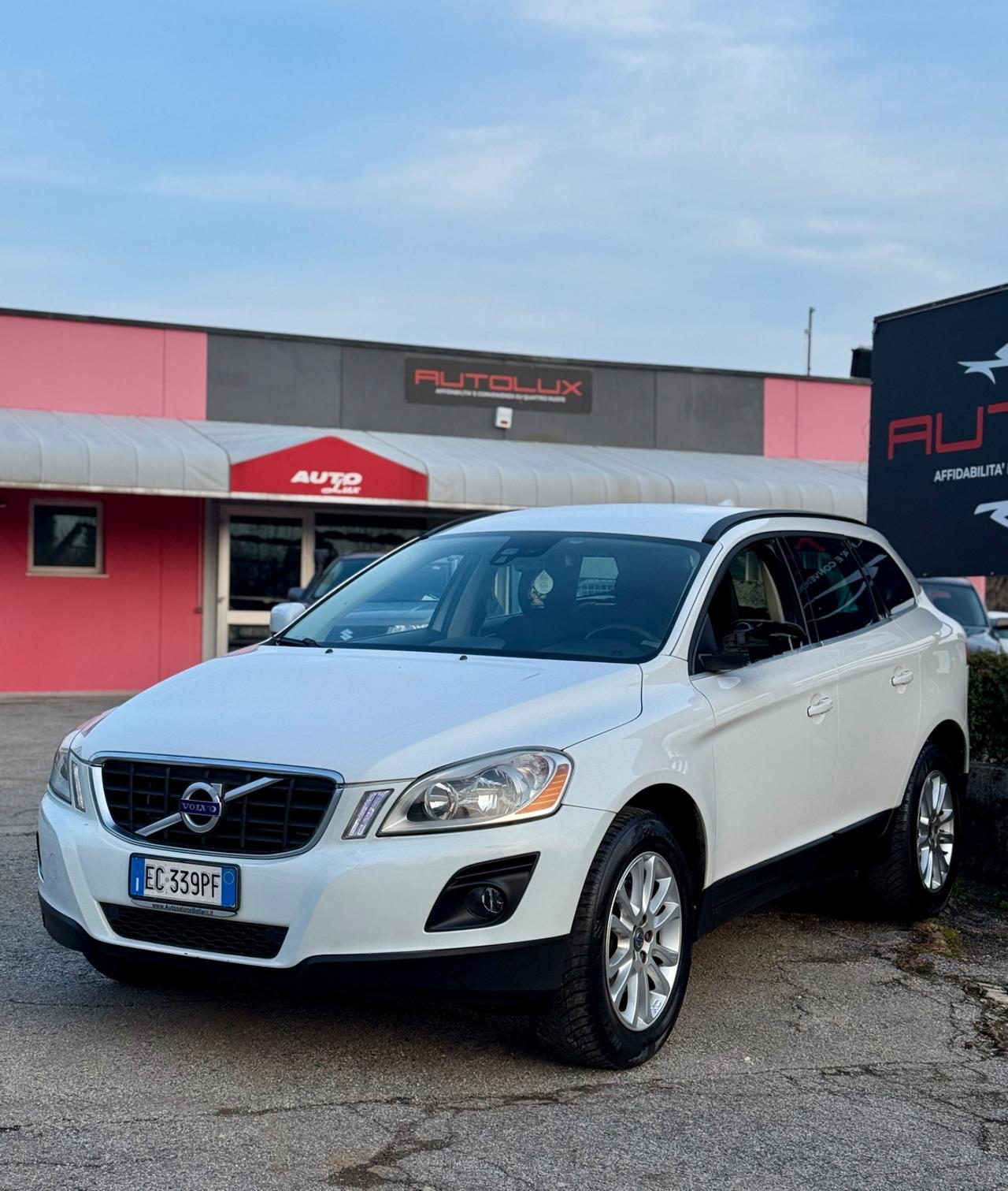 Volvo XC60 D5 AWD Geartronic Kinetic 2010