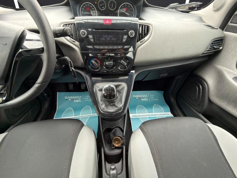 LANCIA Ypsilon 3ª serie Ypsilon 1.2 69 CV 5 po...