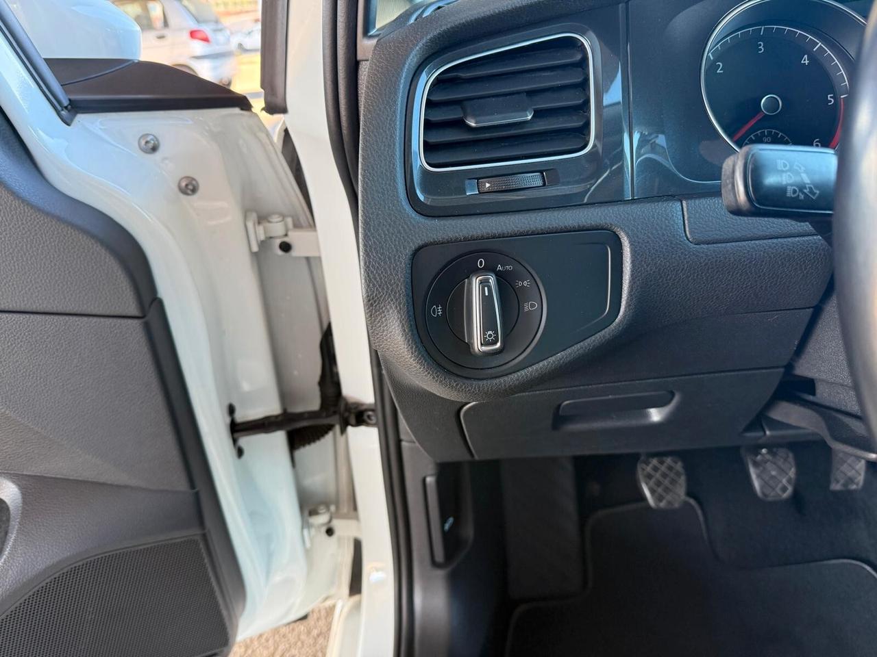 Volkswagen Golf 1.6 TDI 115 CV 5p R line