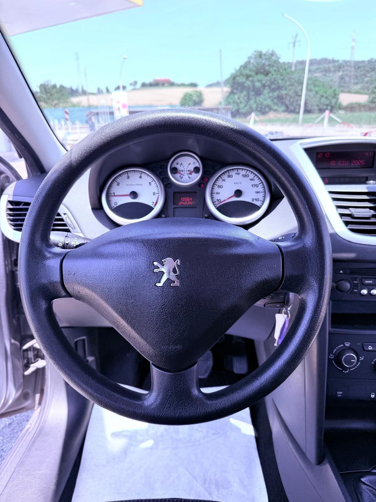 Peugeot 207 1.4 8V 75CV 5p. Energie Sport ECO GPL