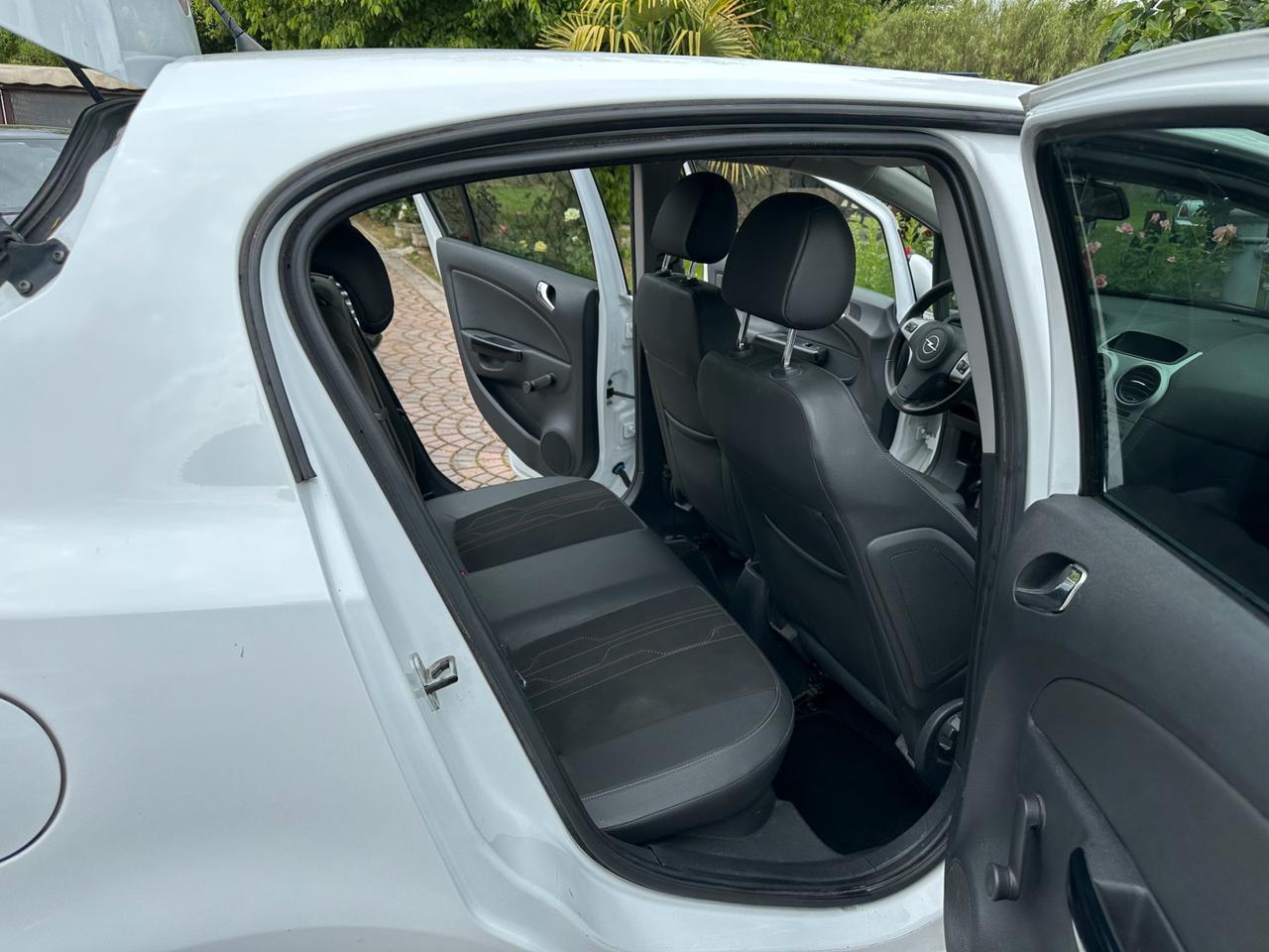 Opel Corsa 1.2 85CV 5 porte GPL-TECH Ecotec IDONEA PER NEOPATENTATI PERMUTABILE