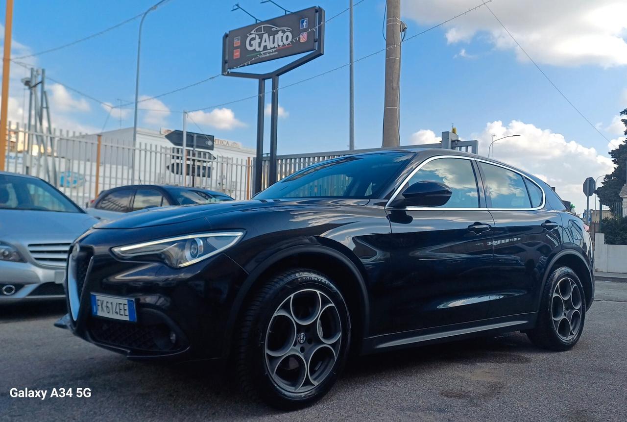 Alfa Romeo Stelvio 2.2 Turbodiesel 210 CV AT8 Q4 Executive