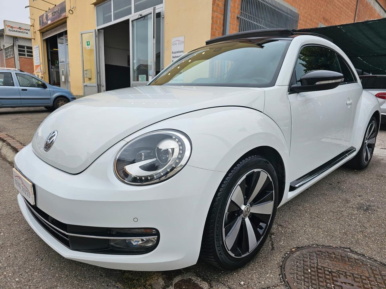 Volkswagen Maggiolino 2.0 TDI 140cv Sport*Bi-Xeno*Tetto*Pdc*18